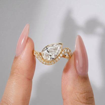 Marquise Swirl Solitaire Engagement Ring – 1 CT Lab Grown Diamond