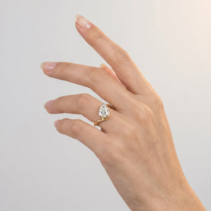 Marquise Swirl Solitaire Engagement Ring – 1 CT Lab Grown Diamond