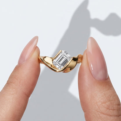 Marquise Swirl Solitaire Engagement Ring – 1 CT Lab Grown Diamond