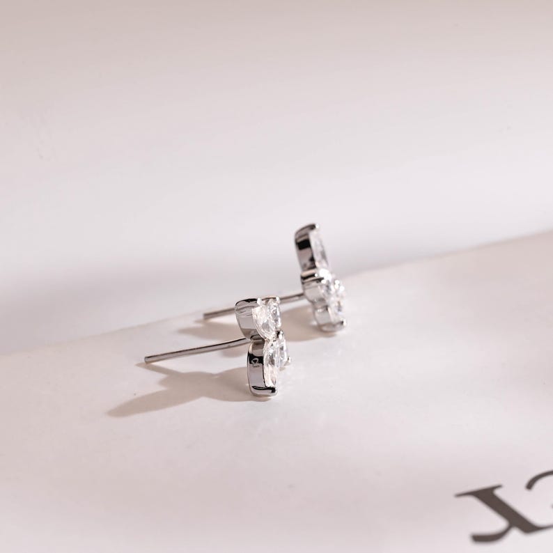 0.20 TCW Round & Marquise Cut Moissanite Stud Earrings in Gold 9