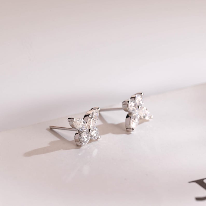 0.20 TCW Round & Marquise Cut Moissanite Stud Earrings in Gold 3