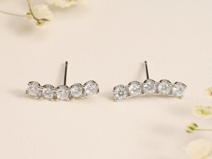 0.30 TCW Round Cut Moissanite Stud Earrings in Gold 3
