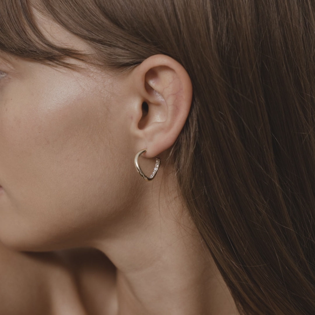 0.54 TCW Round Shaped Lab Grown Diamond Hoop Earrings