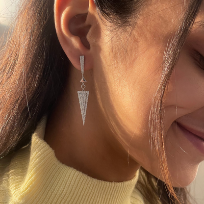 0.93 TCW Round Cut Moissanite Long Diamond Earrings in Gold 1