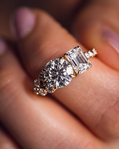 2.80 CT Emerald & Round Cut Toi Et Moi Lab Grown Diamond Engagement Ring