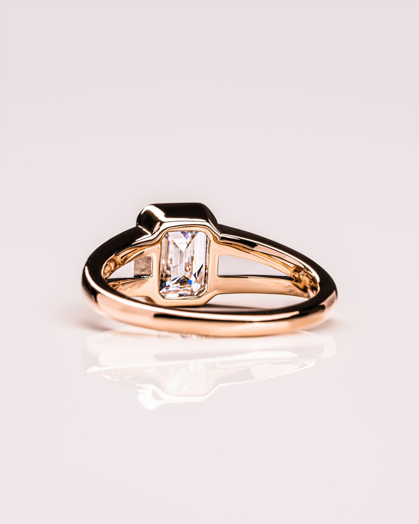 1.6 CT Emerald Bezel & Split Shank Style Lab Grown Diamond Engagement Ring