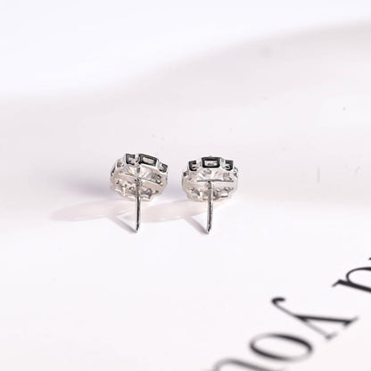 0.70 TCW Round Cut Moissanite Halo Stud Earrings in Gold 3