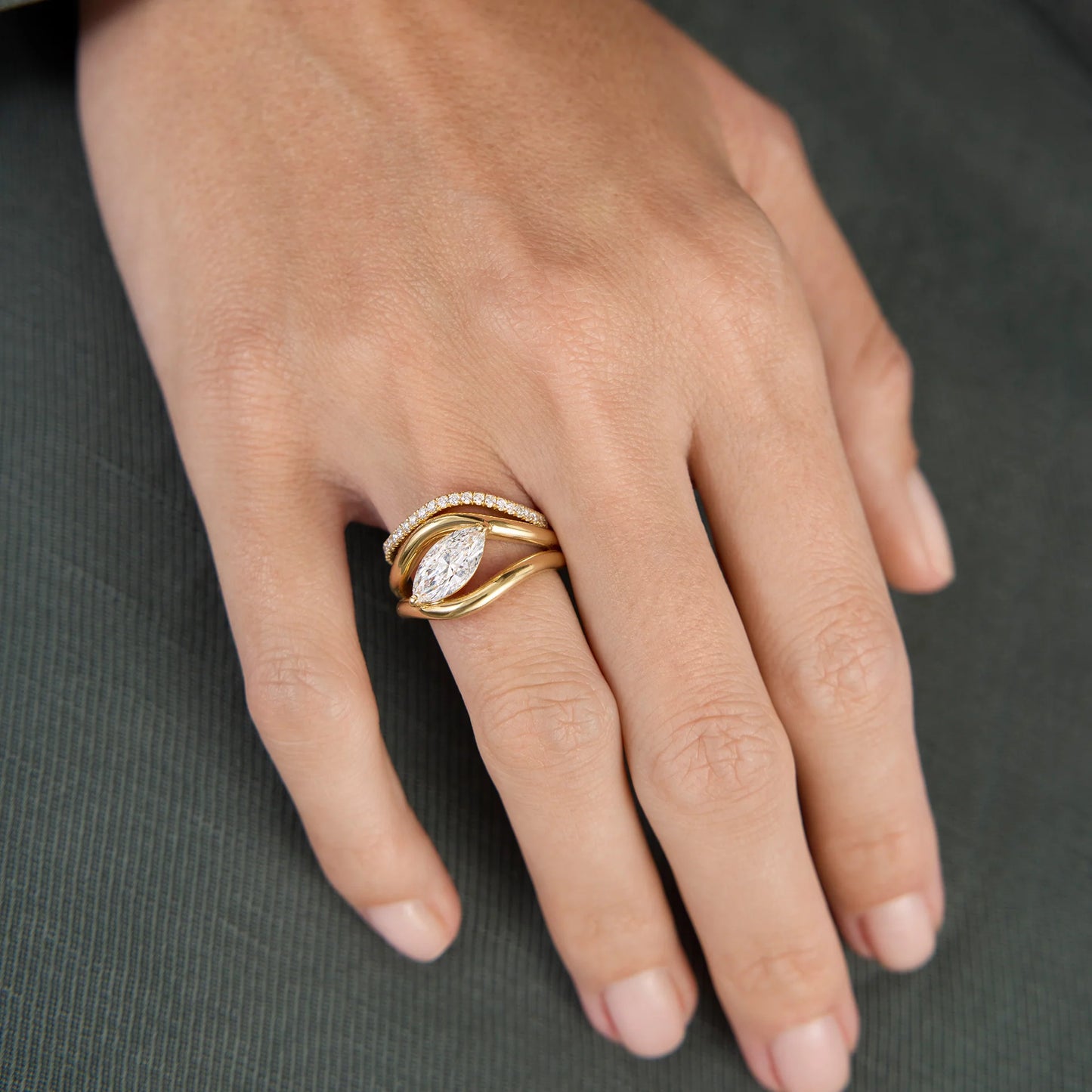 Timeless 0.15 TCW Round Stones Swirl Style Lab Grown Diamond Wedding Band