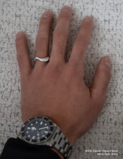 Classic Rupture Gold Wedding Band (Wide)