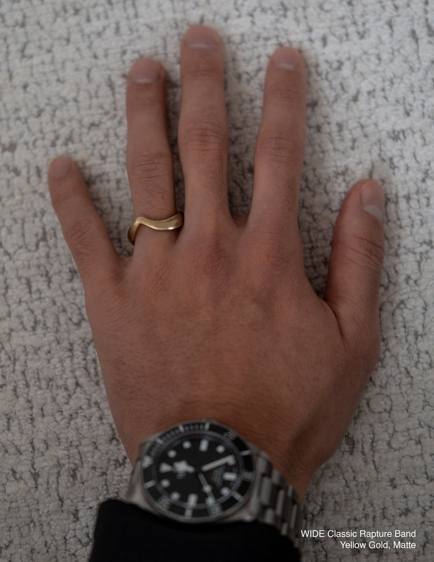 Classic Rupture Gold Wedding Band (Wide)