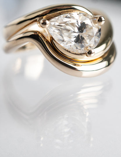 1 CT Pear Cut Solitaire Lab Grown Diamond Ring With Wrap Classic Plain Band