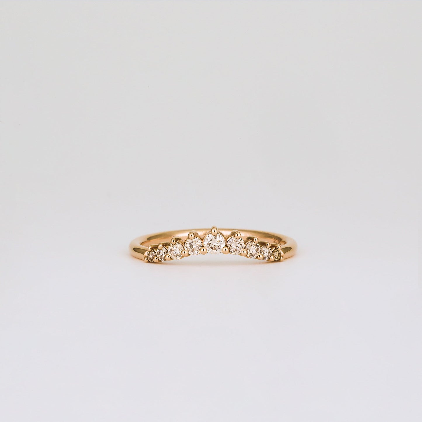 0.30 TCW Round Stones Curved Lab Grown Diamond Wedding Band