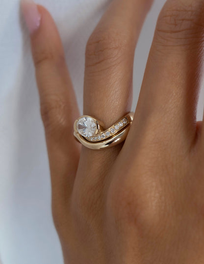 1 CT Oval Cut Solitaire Lab Grown Diamond Ring With Wrap Classic Plain Band