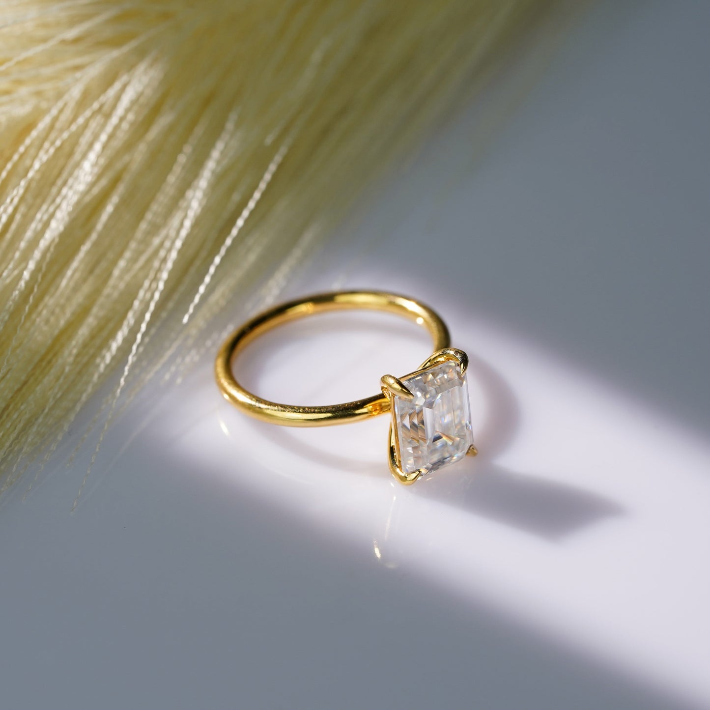 Oval Solitaire Engagement Ring – 2 CT Lab Grown Diamond
