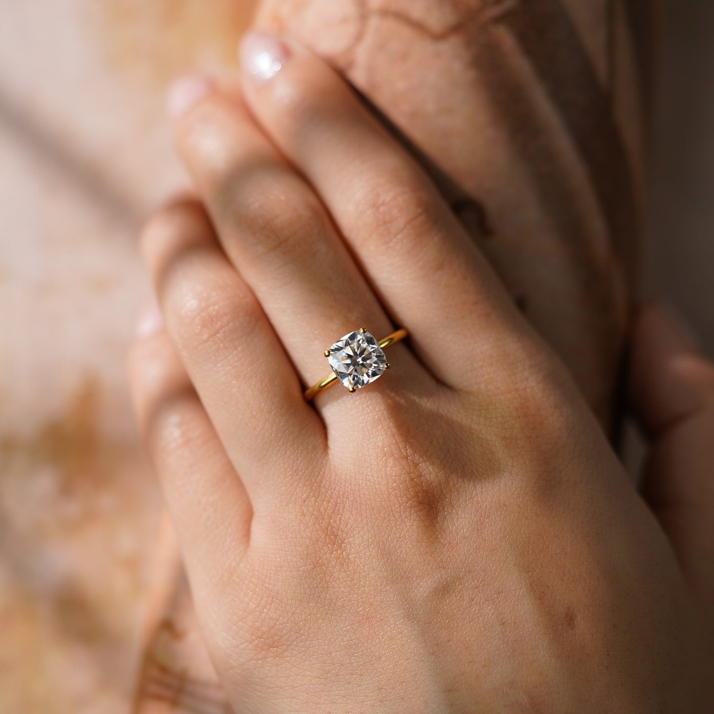 Oval Solitaire Engagement Ring – 2 CT Lab Grown Diamond