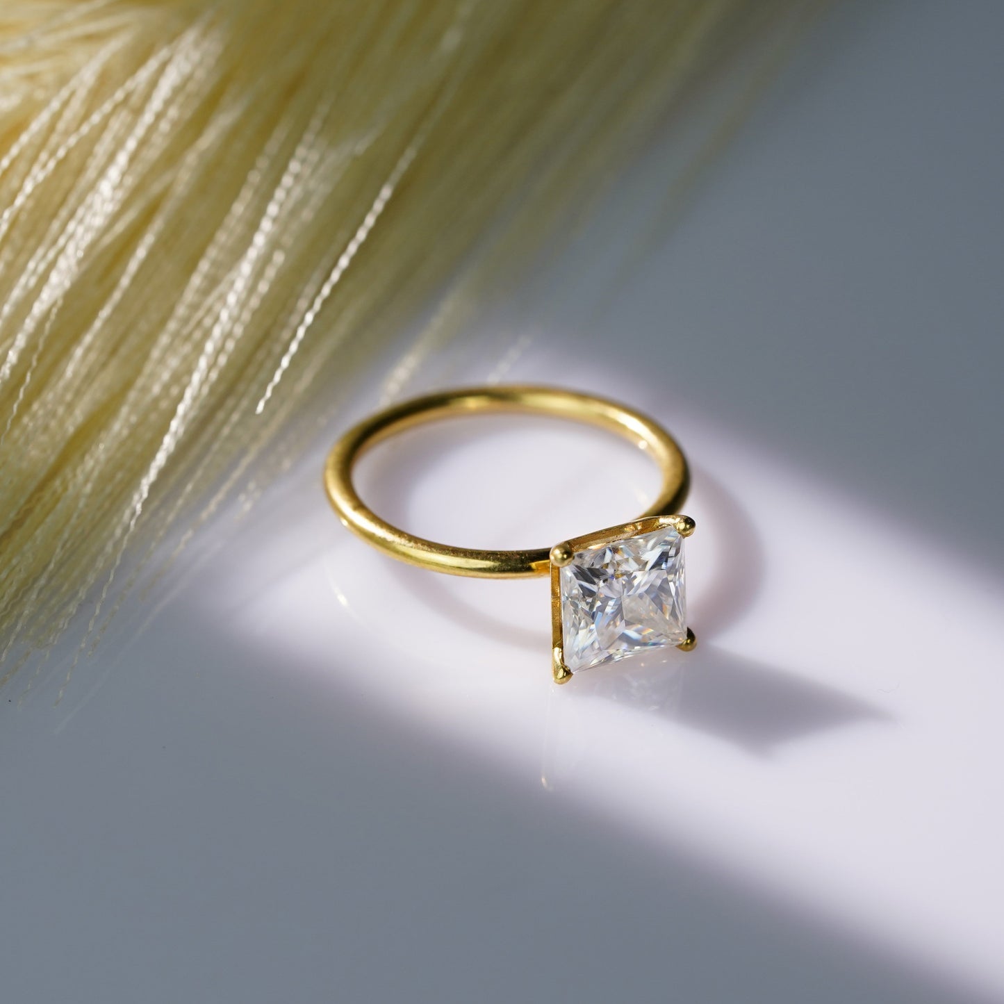 Oval Solitaire Engagement Ring – 2 CT Lab Grown Diamond