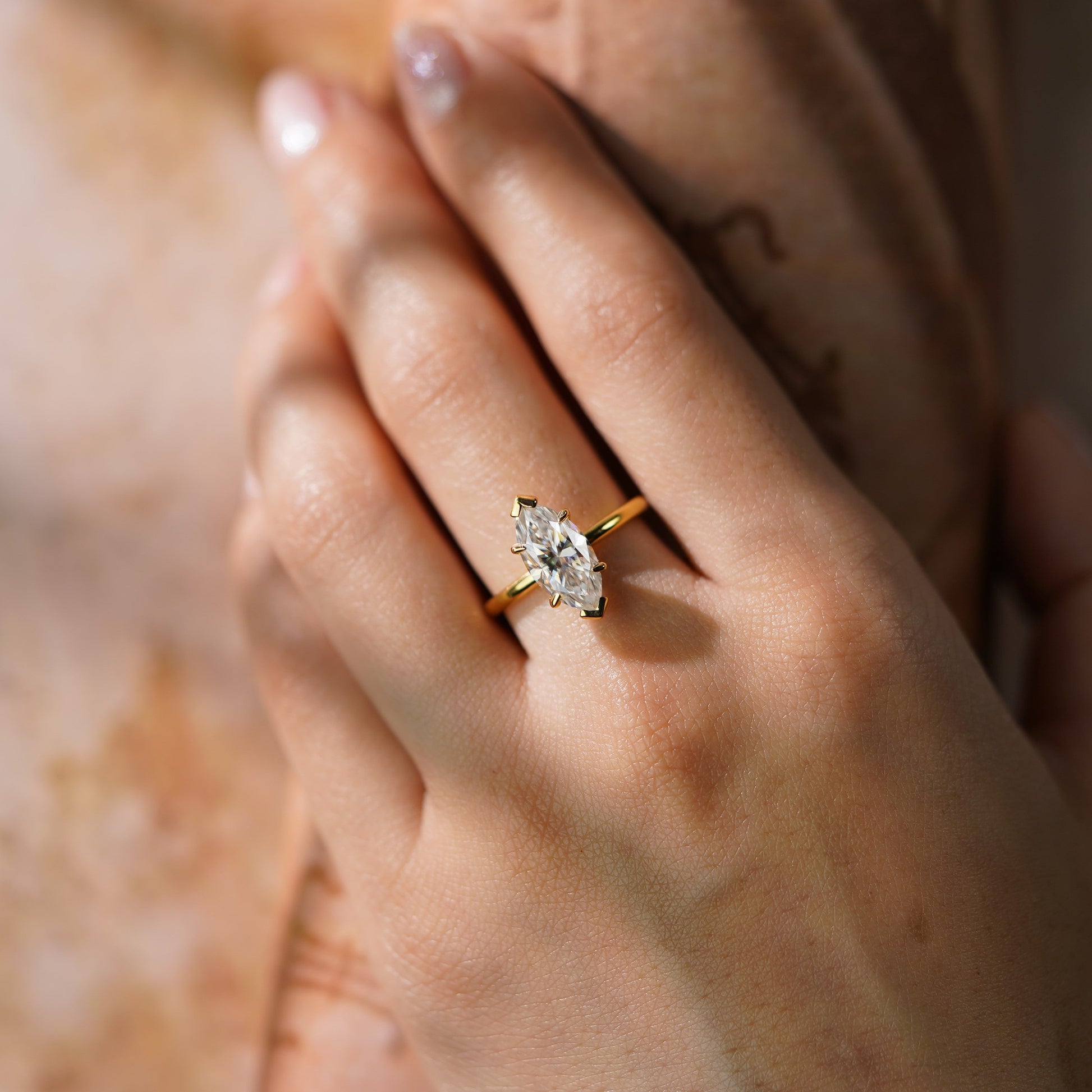 Oval Solitaire Engagement Ring – 2 CT Lab Grown Diamond