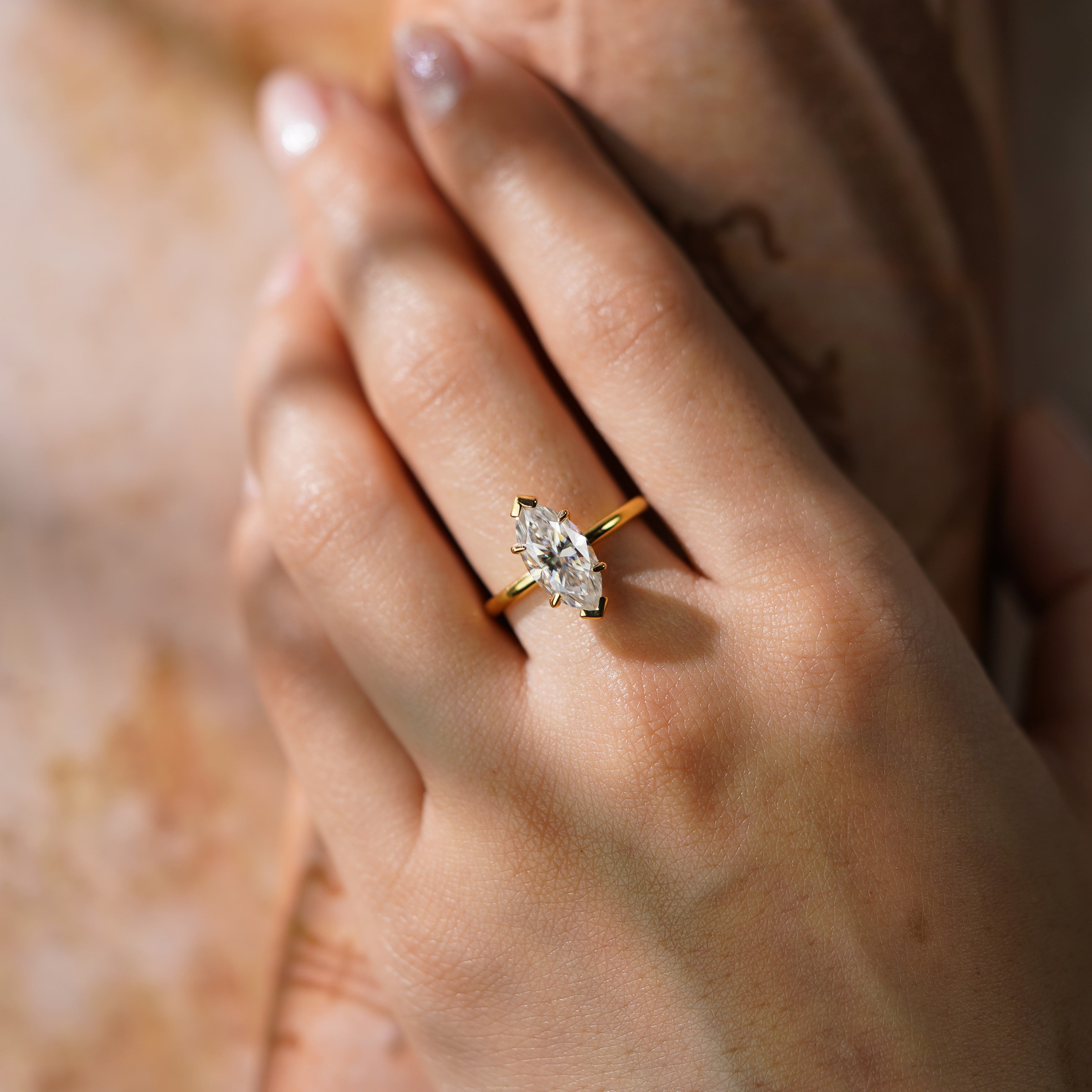 Oval Solitaire Engagement Ring – 2 CT Lab Grown Diamond