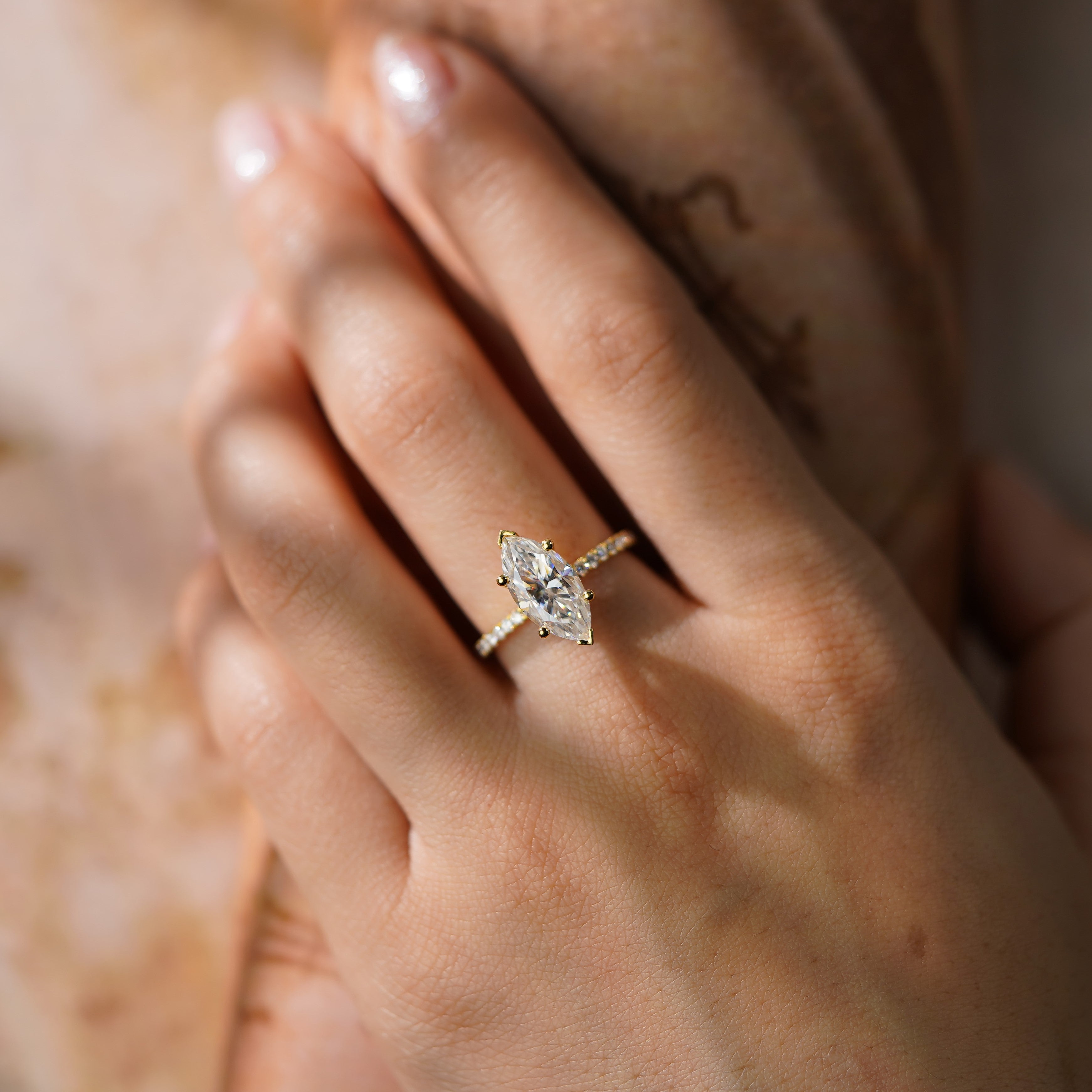 Oval Solitaire Engagement Ring – 2 CT Lab Grown Diamond