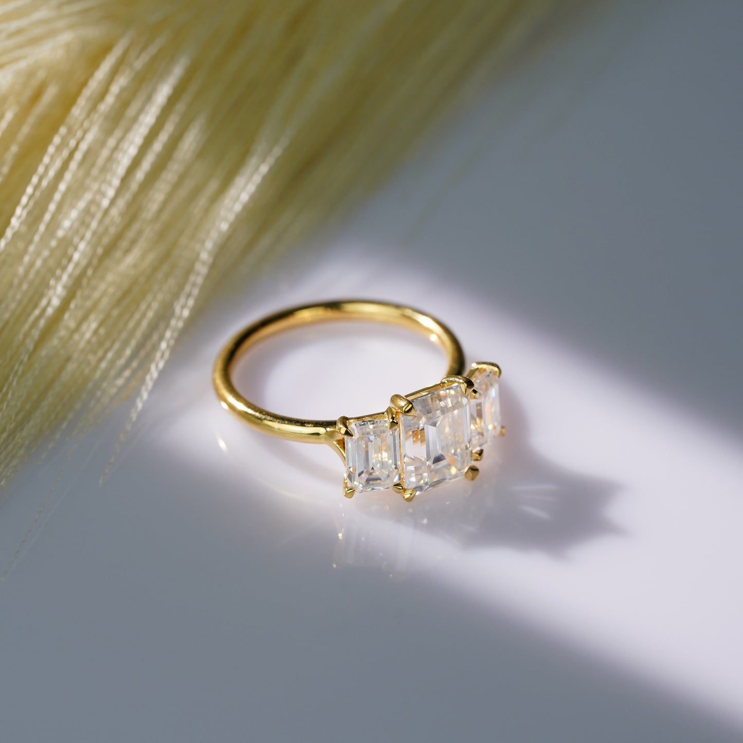 Oval Solitaire Engagement Ring – 2 CT Lab Grown Diamond