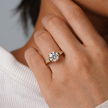 Oval Solitaire Engagement Ring – 2 CT Lab Grown Diamond