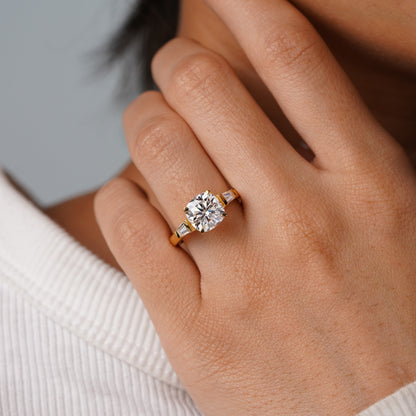 Oval Solitaire Engagement Ring – 2 CT Lab Grown Diamond
