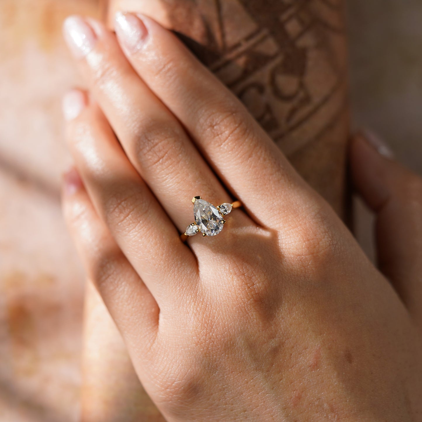 Oval Solitaire Engagement Ring – 2 CT Lab Grown Diamond