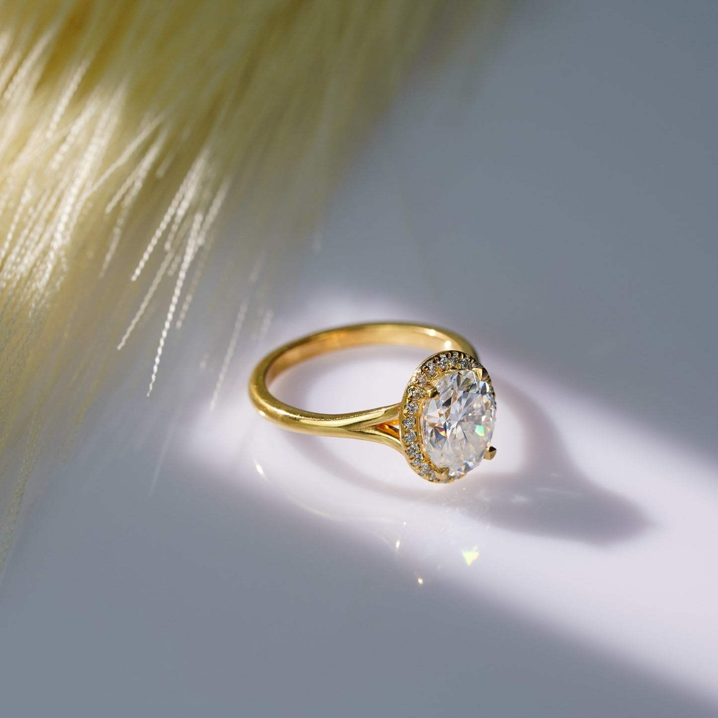 Oval Solitaire Engagement Ring – 2 CT Lab Grown Diamond