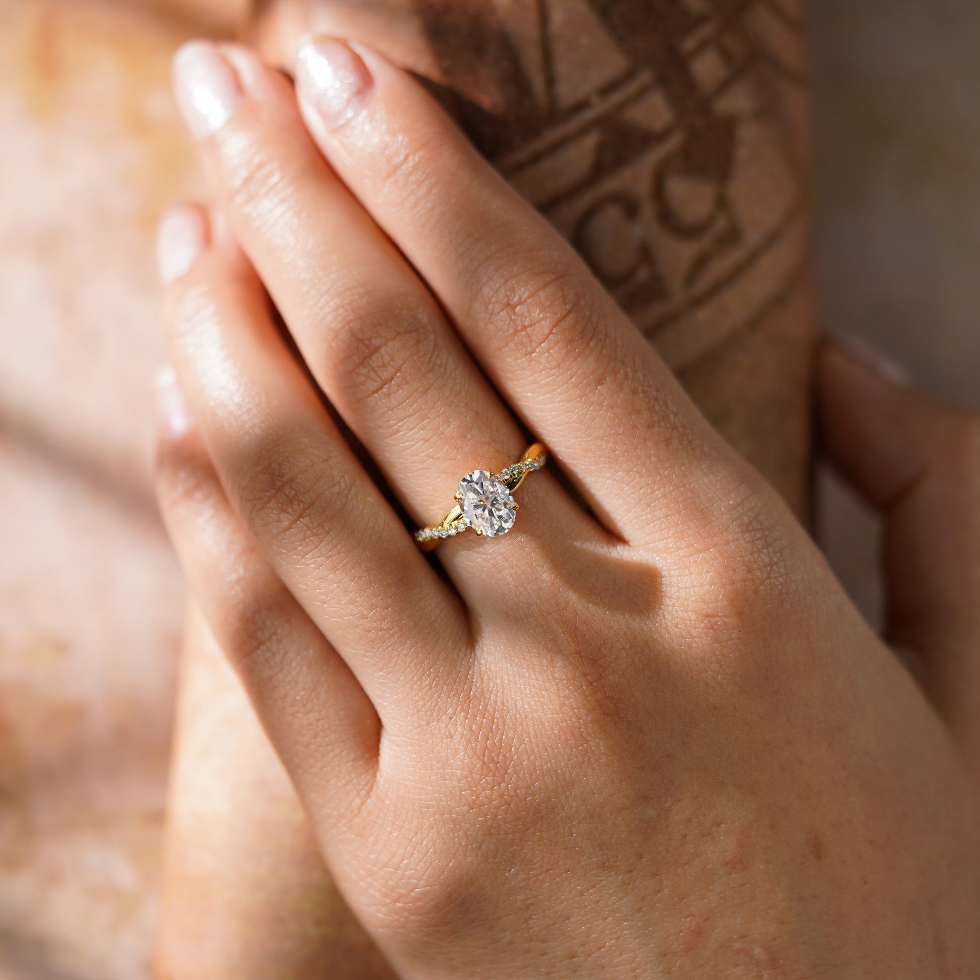 Oval Solitaire Engagement Ring – 2 CT Lab Grown Diamond