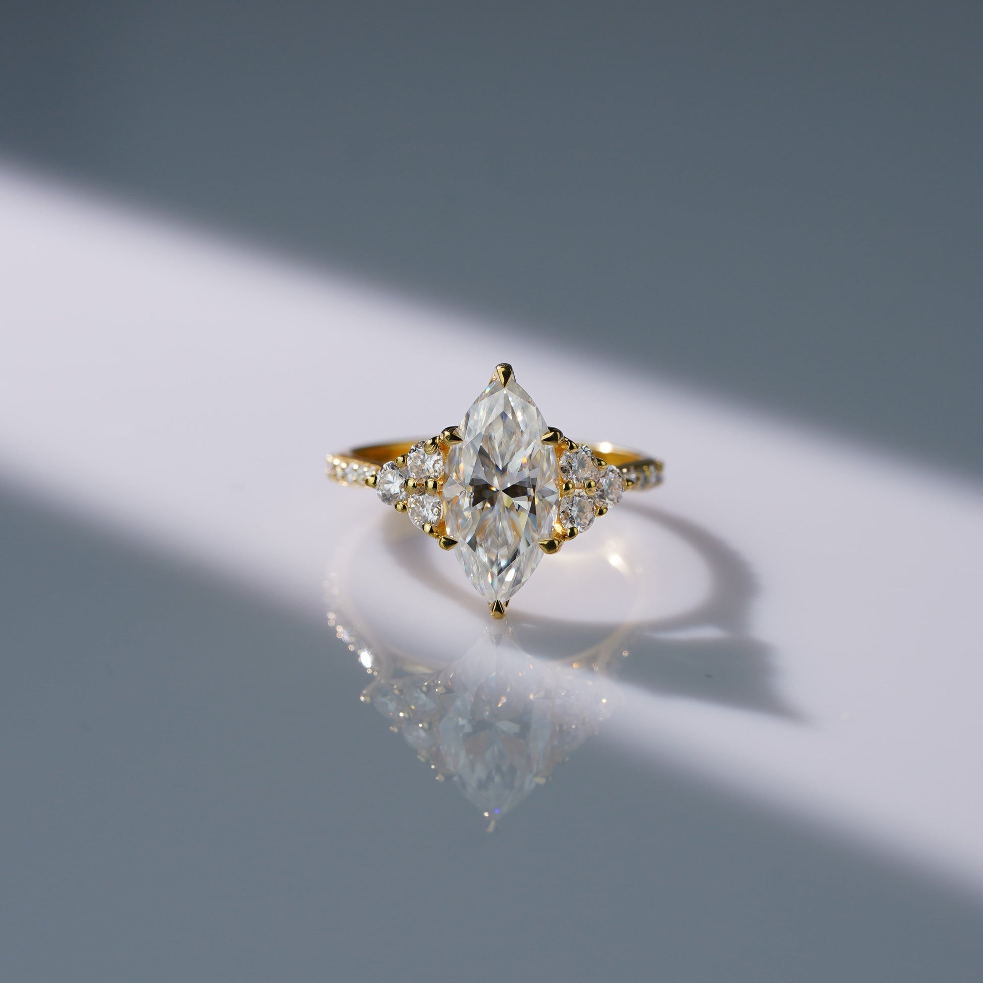 Oval Solitaire Engagement Ring – 2 CT Lab Grown Diamond