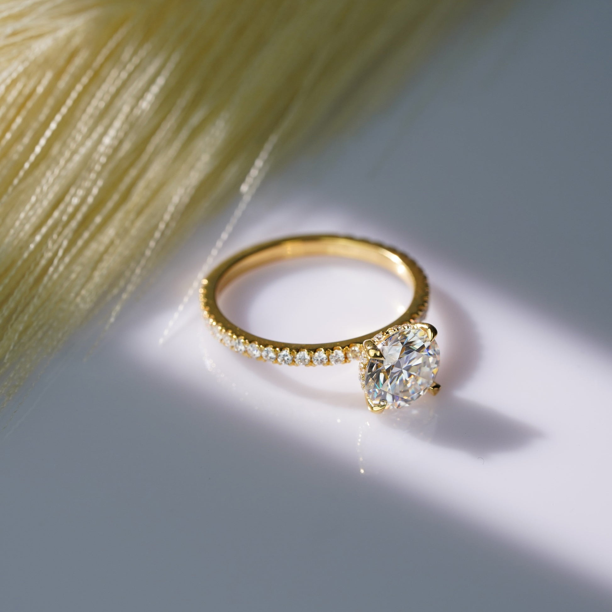 Oval Solitaire Engagement Ring – 2 CT Lab Grown Diamond