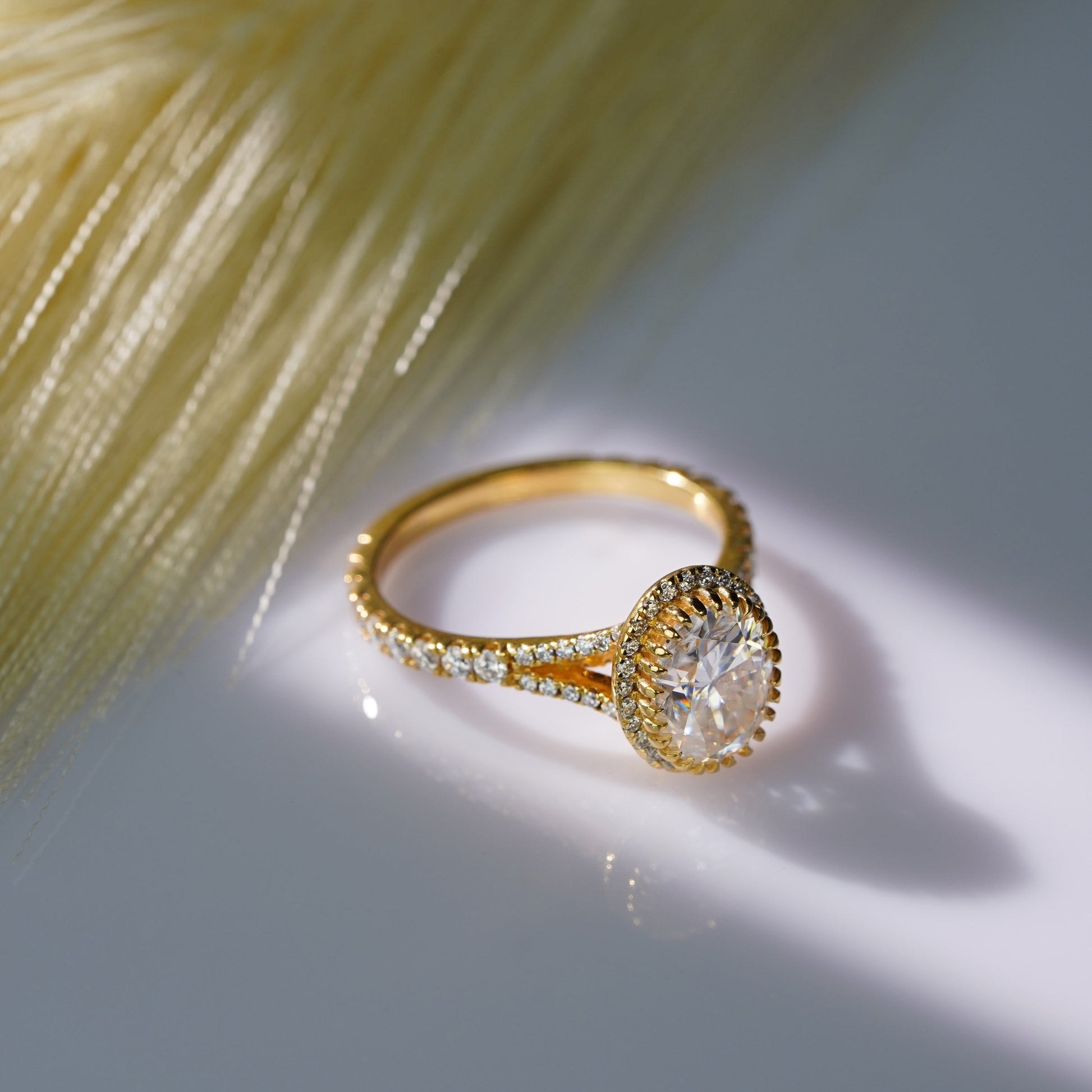 Oval Solitaire Engagement Ring – 2 CT Lab Grown Diamond