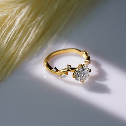 Oval Solitaire Engagement Ring – 2 CT Lab Grown Diamond
