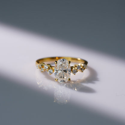 Oval Solitaire Engagement Ring – 2 CT Lab Grown Diamond