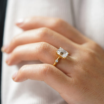 Oval Solitaire Engagement Ring – 2 CT Lab Grown Diamond