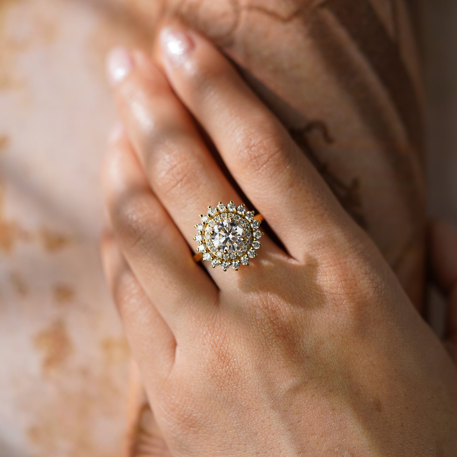 Oval Solitaire Engagement Ring – 2 CT Lab Grown Diamond