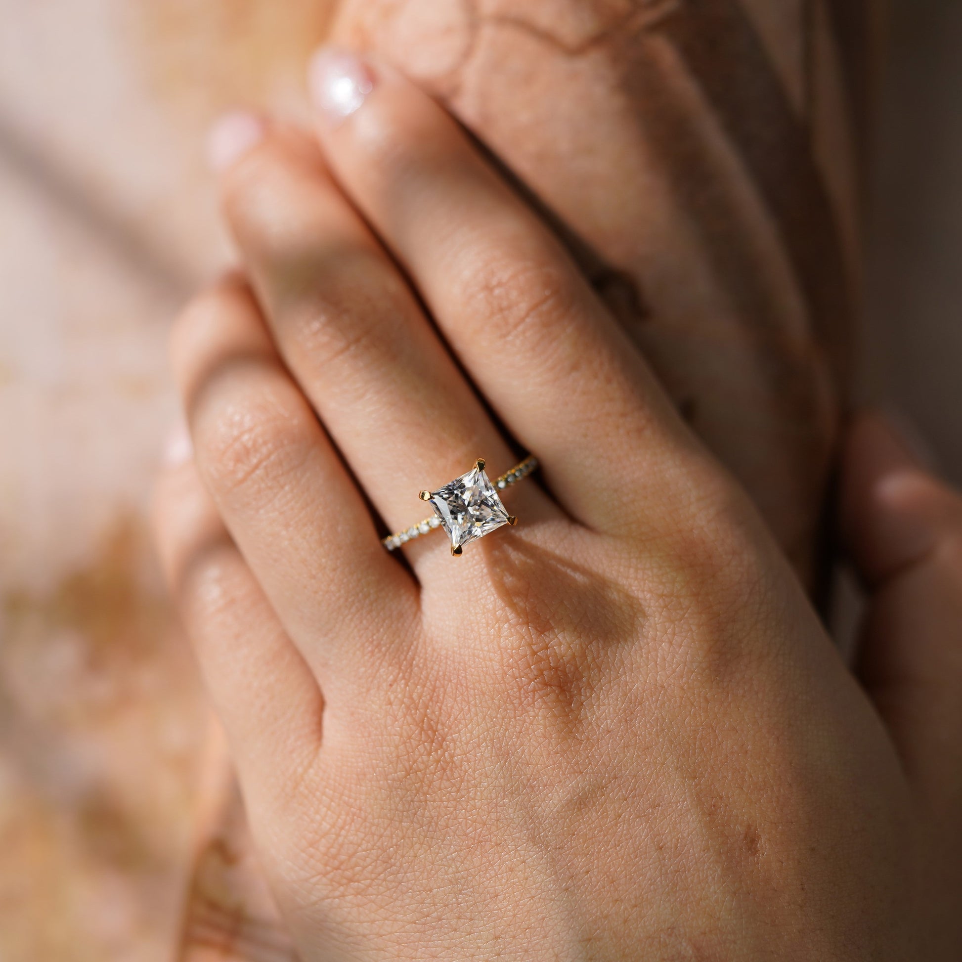 Oval Solitaire Engagement Ring – 2 CT Lab Grown Diamond
