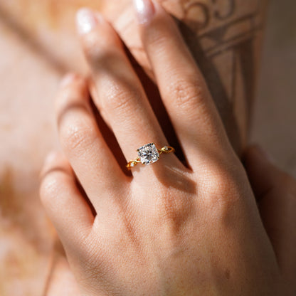 Oval Solitaire Engagement Ring – 2 CT Lab Grown Diamond
