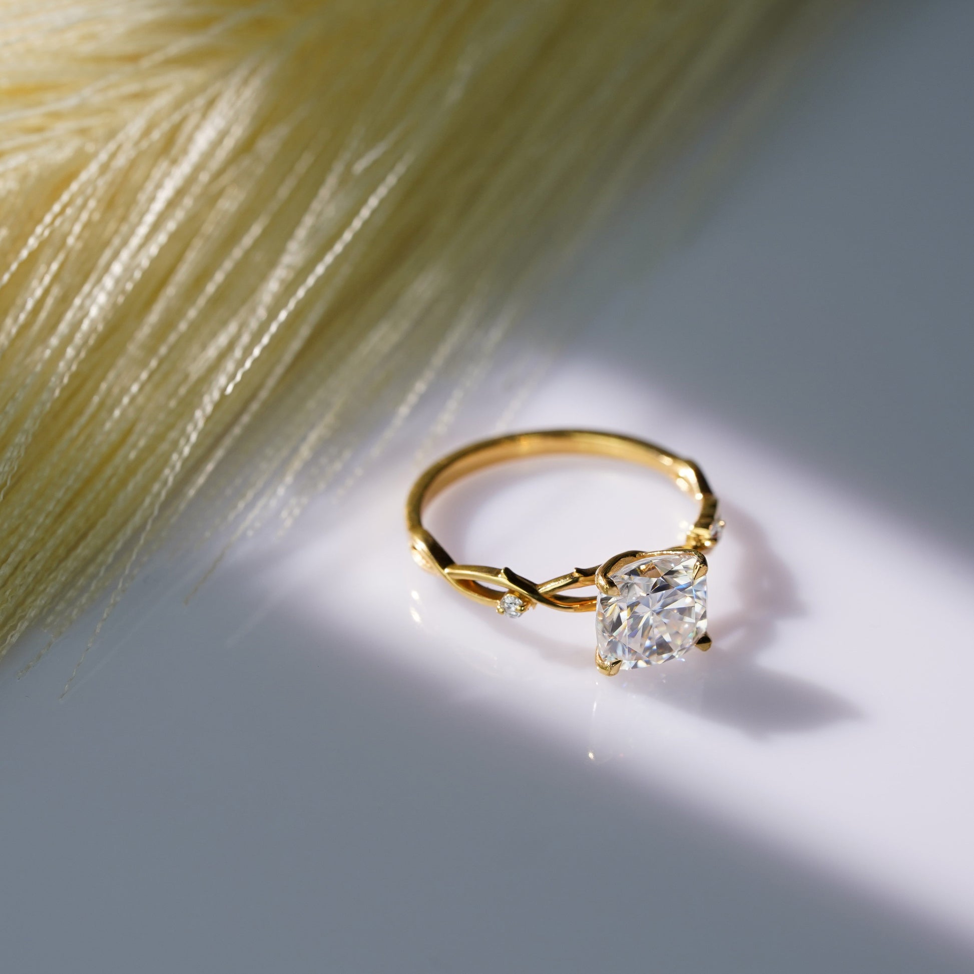 Oval Solitaire Engagement Ring – 2 CT Lab Grown Diamond