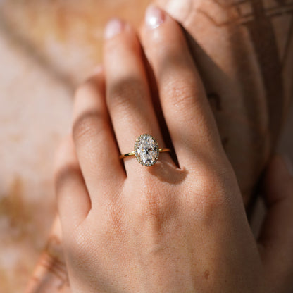 Oval Solitaire Engagement Ring – 2 CT Lab Grown Diamond