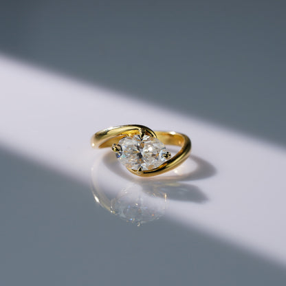 Oval Solitaire Engagement Ring – 2 CT Lab Grown Diamond
