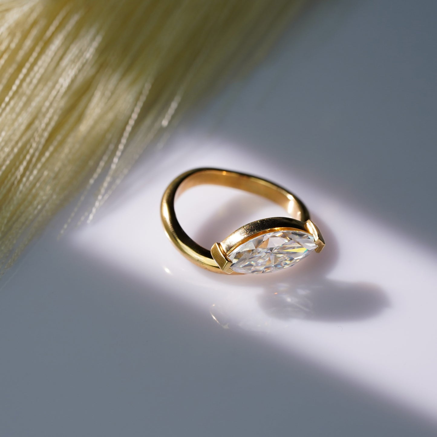 Oval Solitaire Engagement Ring – 2 CT Lab Grown Diamond