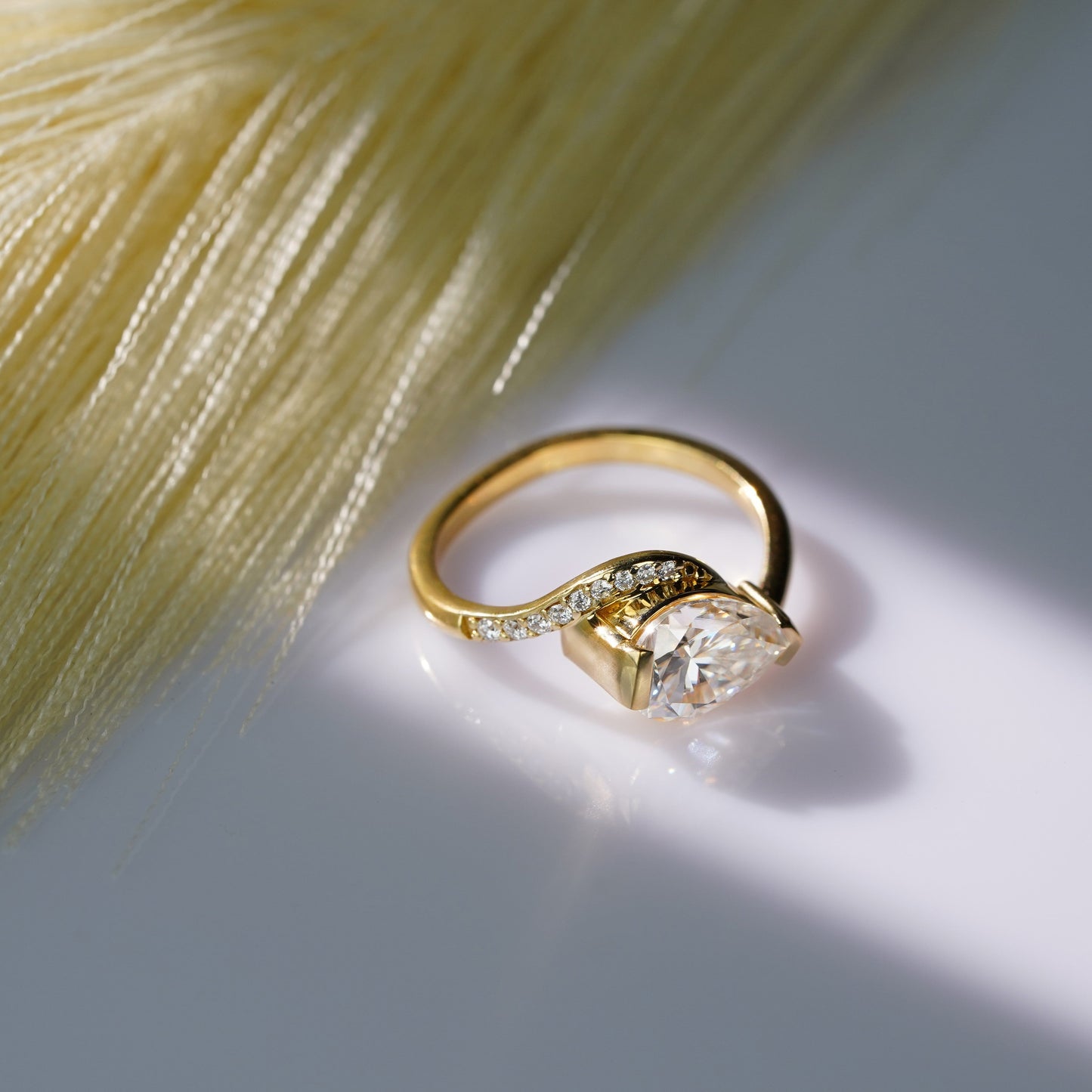 Oval Solitaire Engagement Ring – 2 CT Lab Grown Diamond