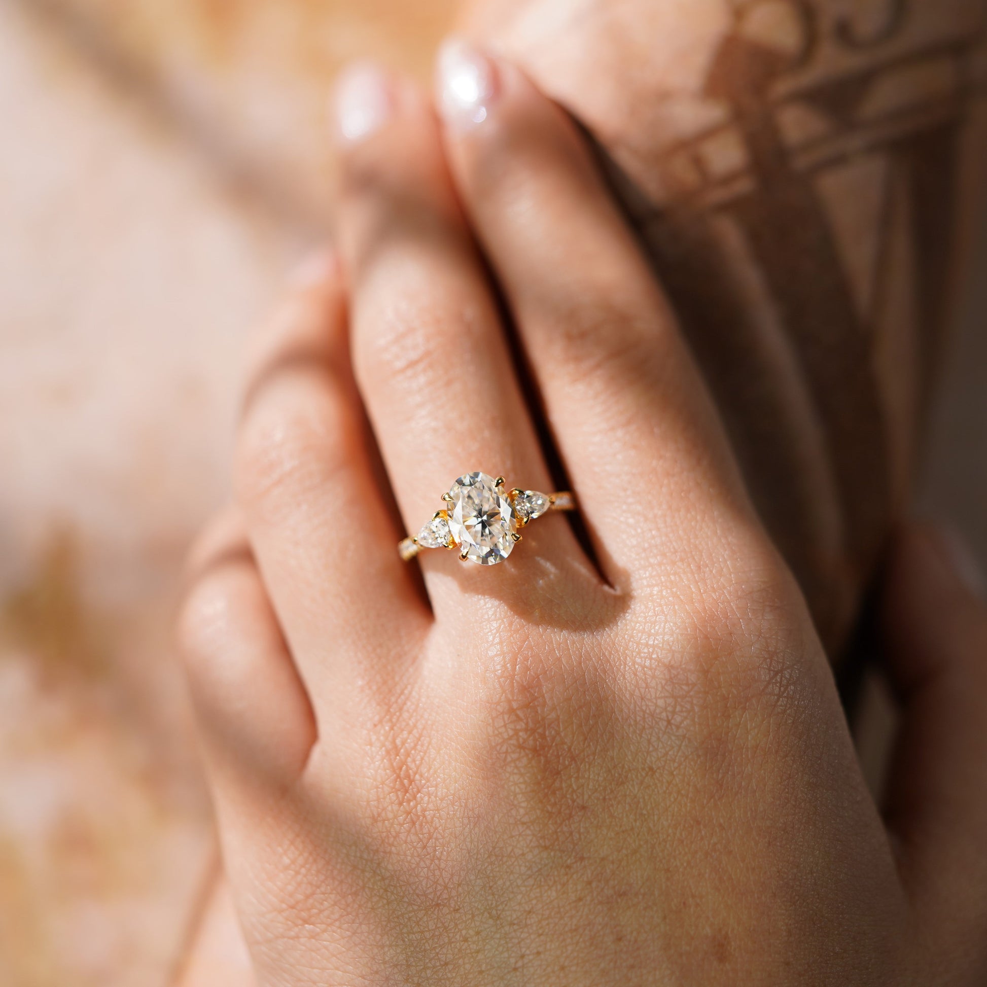 Oval Solitaire Engagement Ring – 2 CT Lab Grown Diamond