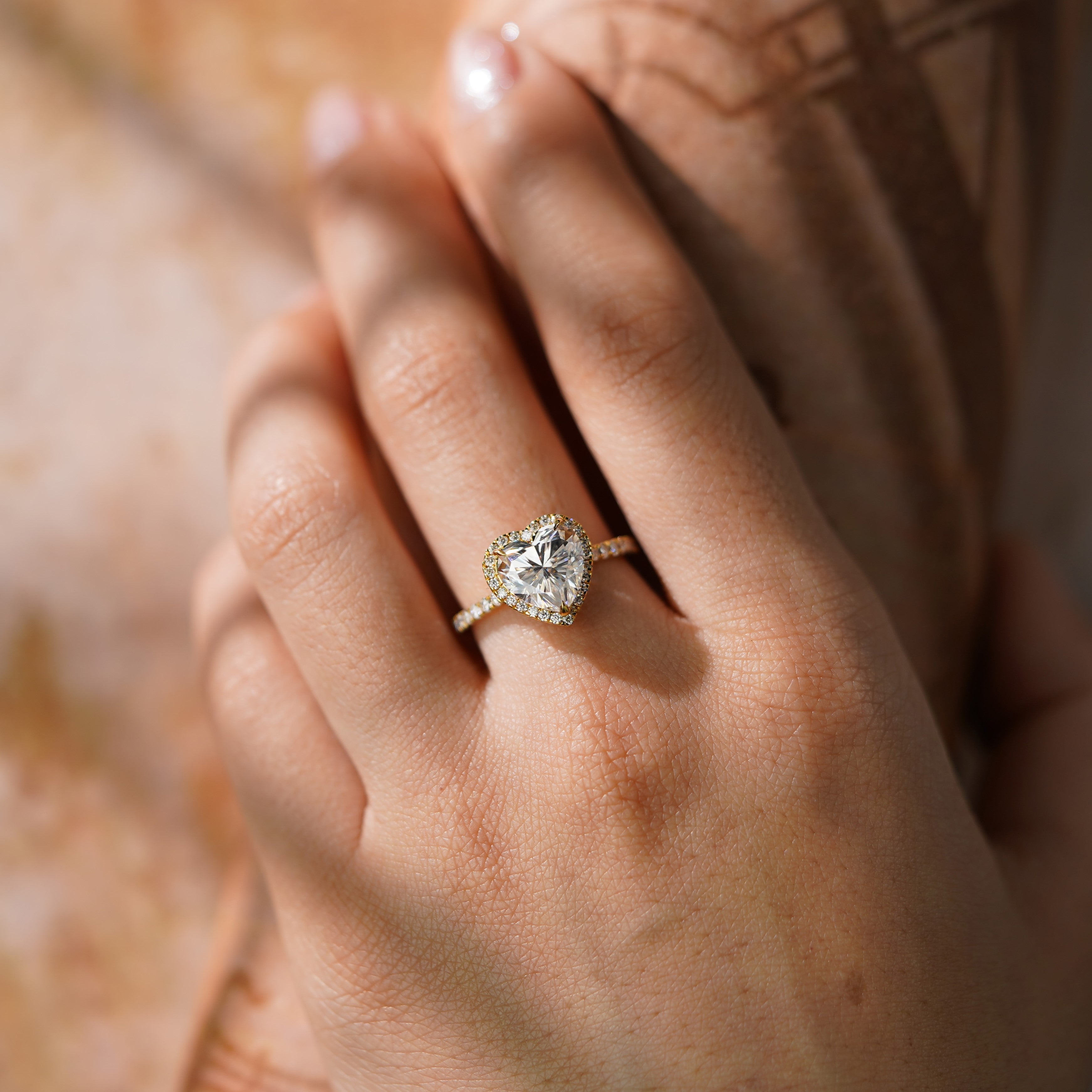 Oval Solitaire Engagement Ring – 2 CT Lab Grown Diamond