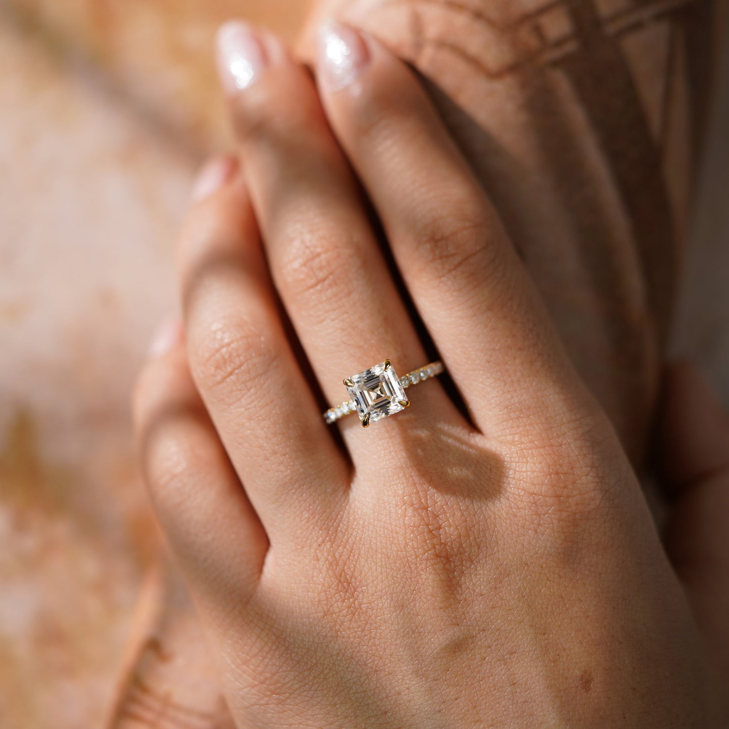 Oval Solitaire Engagement Ring – 2 CT Lab Grown Diamond
