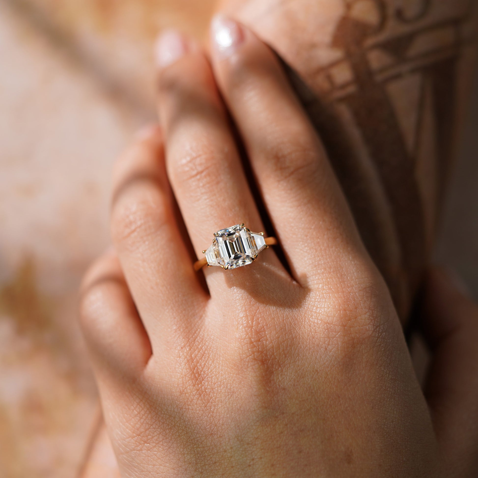 Oval Solitaire Engagement Ring – 2 CT Lab Grown Diamond