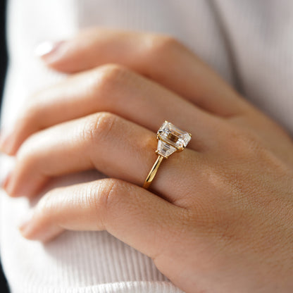 Oval Solitaire Engagement Ring – 2 CT Lab Grown Diamond