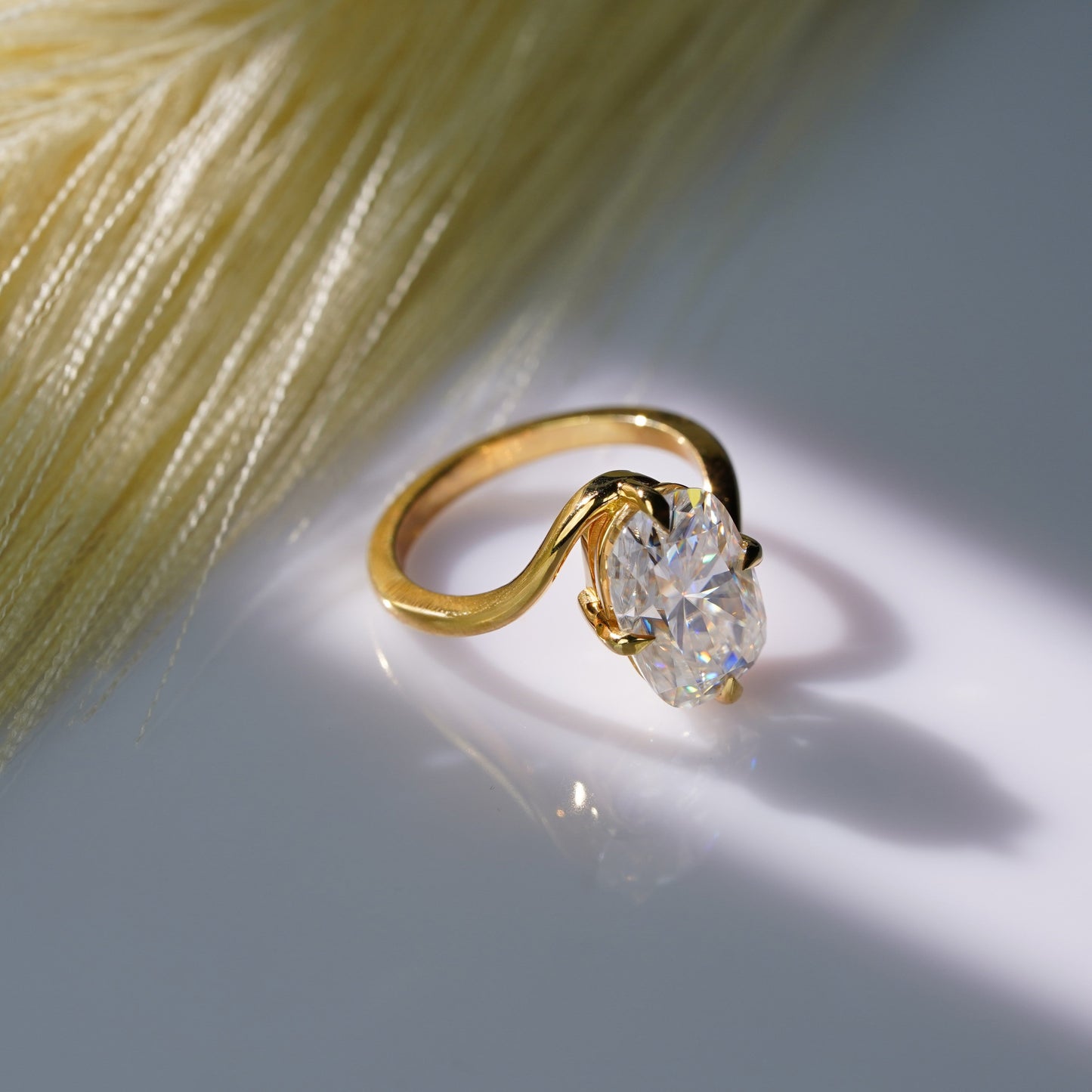 Oval Solitaire Engagement Ring – 2 CT Lab Grown Diamond