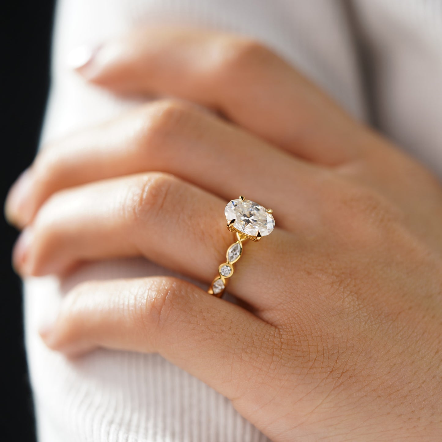 Oval Solitaire Engagement Ring – 2 CT Lab Grown Diamond